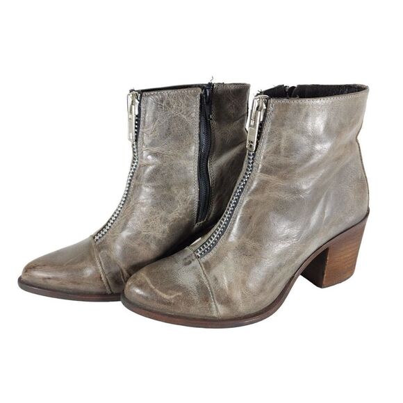 Freebird By Steven Women Claire US6 Gray Distressed Leather Zippers Heel Booties - Picture 1 of 12
